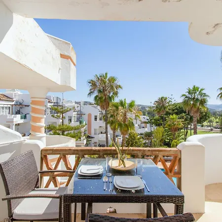 En Complejo Con Piscina, Padel Y Restaurante Con Vistas Al Golf En Mijas - Matchroom 83 Fuengirola